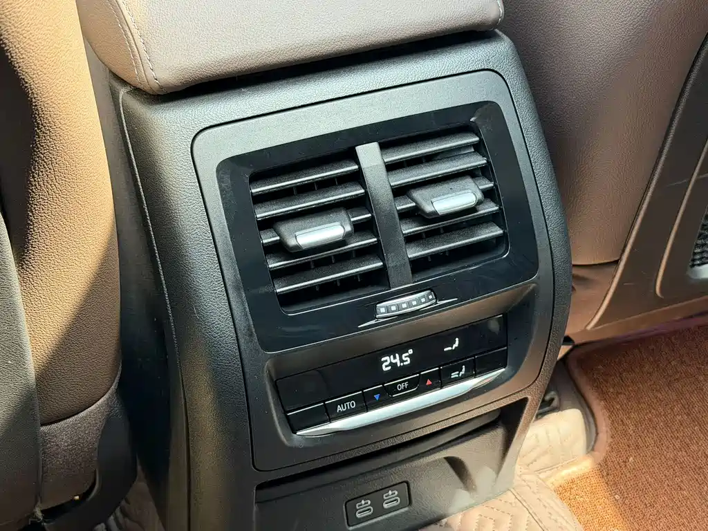 BMW X4 2021 — фото 12