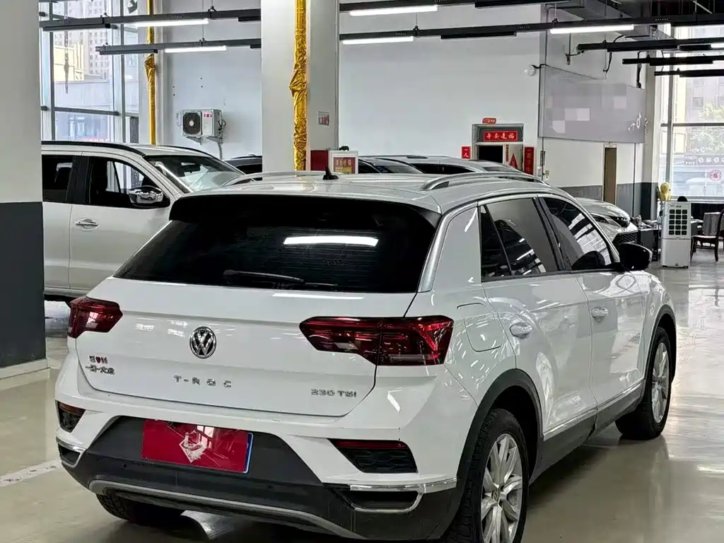 Volkswagen T-Roc 2020 — фото 9