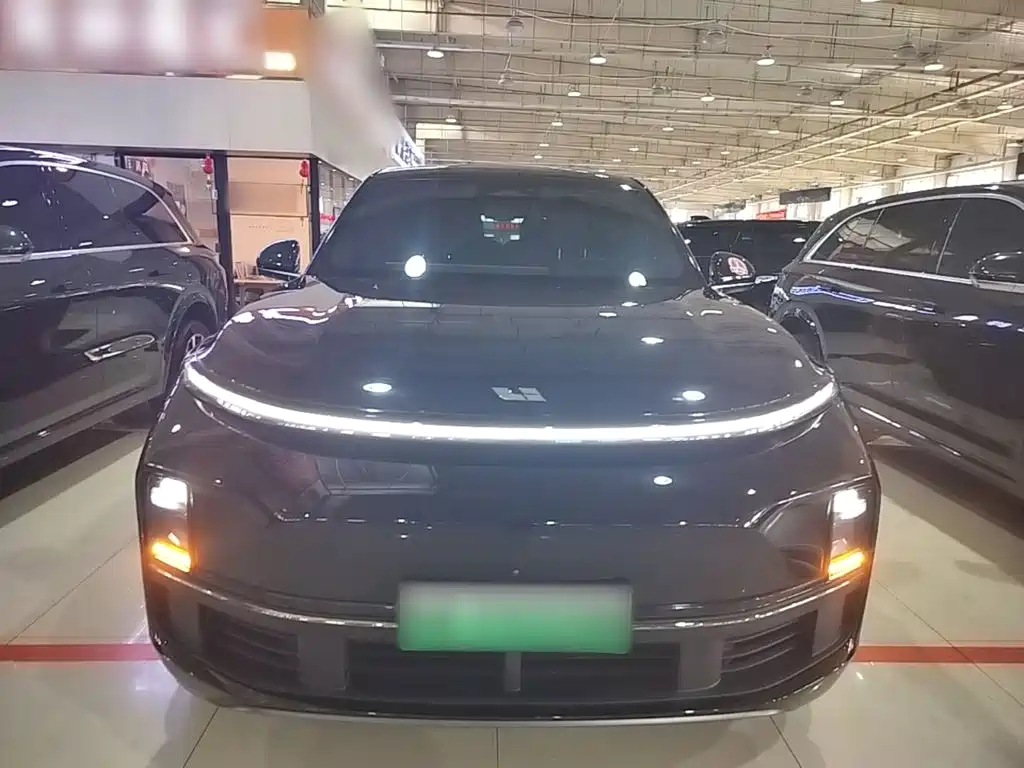 Li Auto Li L8 2024