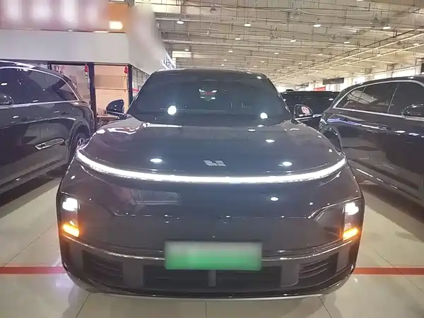 Li Auto L8 2024