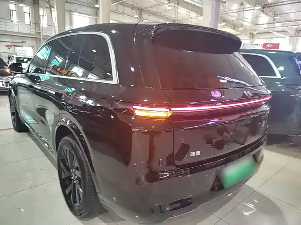 Li Auto L8 2024