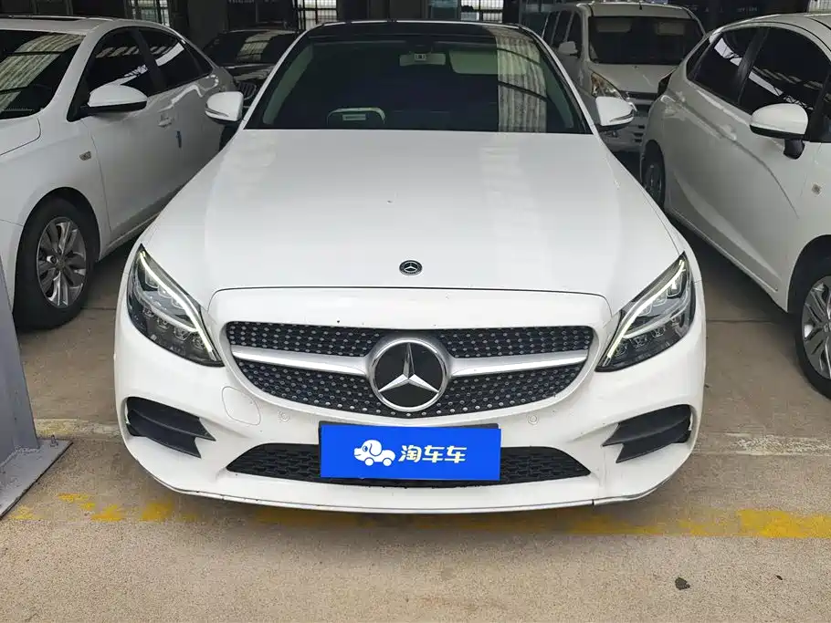 Mercedes-Benz C-Class 2020