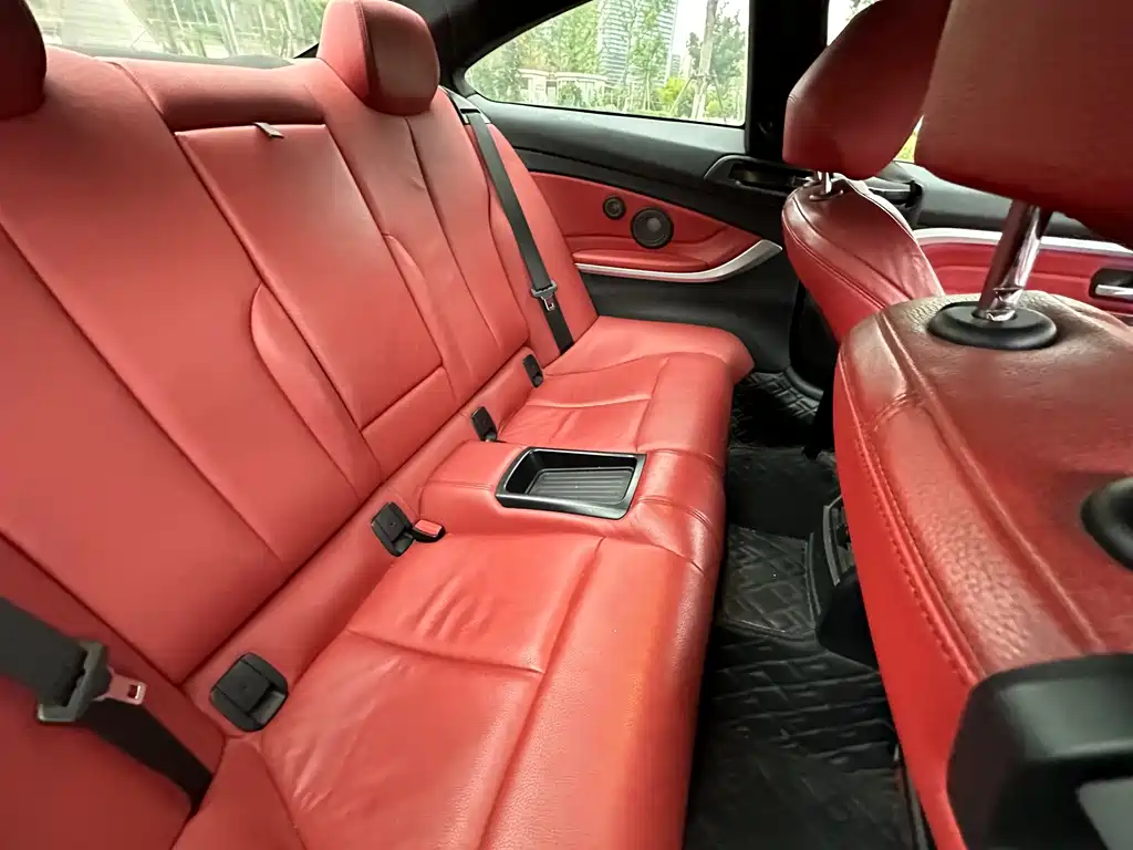 BMW 4 Series 2018 — фото 11