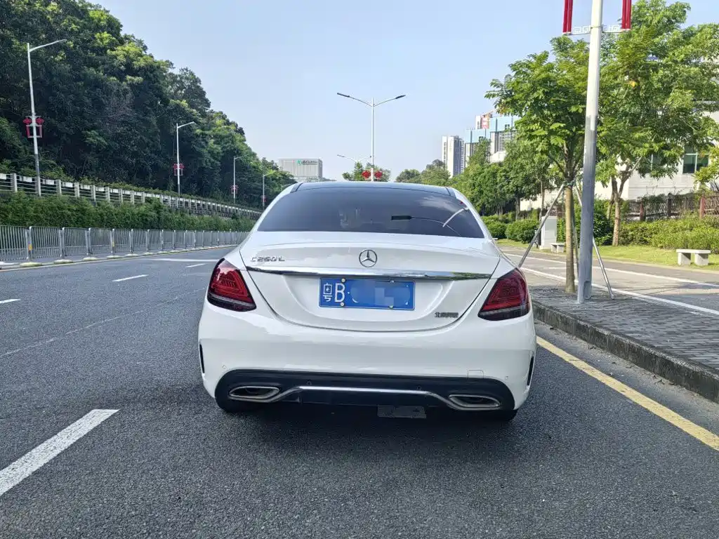 Mercedes-Benz C-Class 2020
