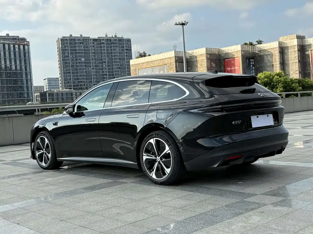 NIO ET5T 2025