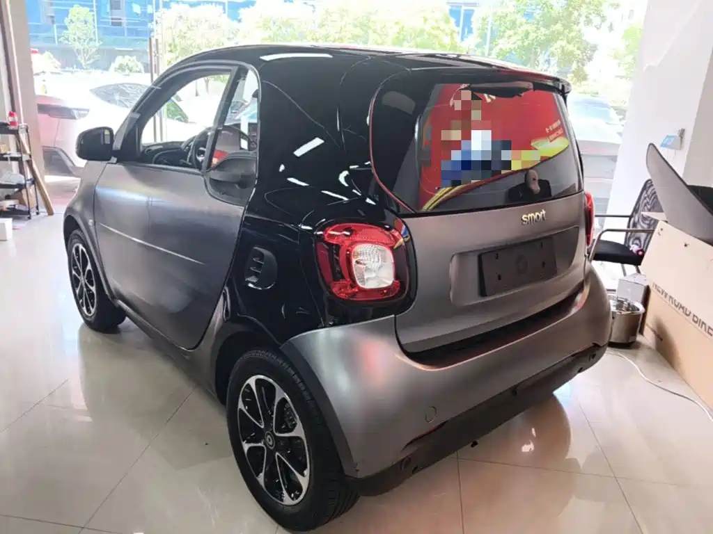 smart fortwo 2017 — фото 5