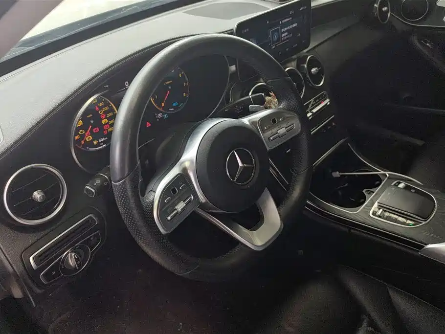 Mercedes-Benz C-Class 2020 — фото 15