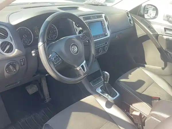 Volkswagen Tiguan 2015