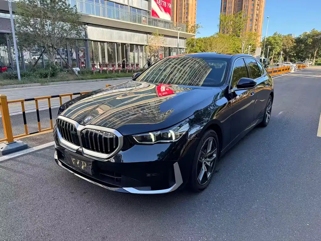 BMW 5 Series 2024