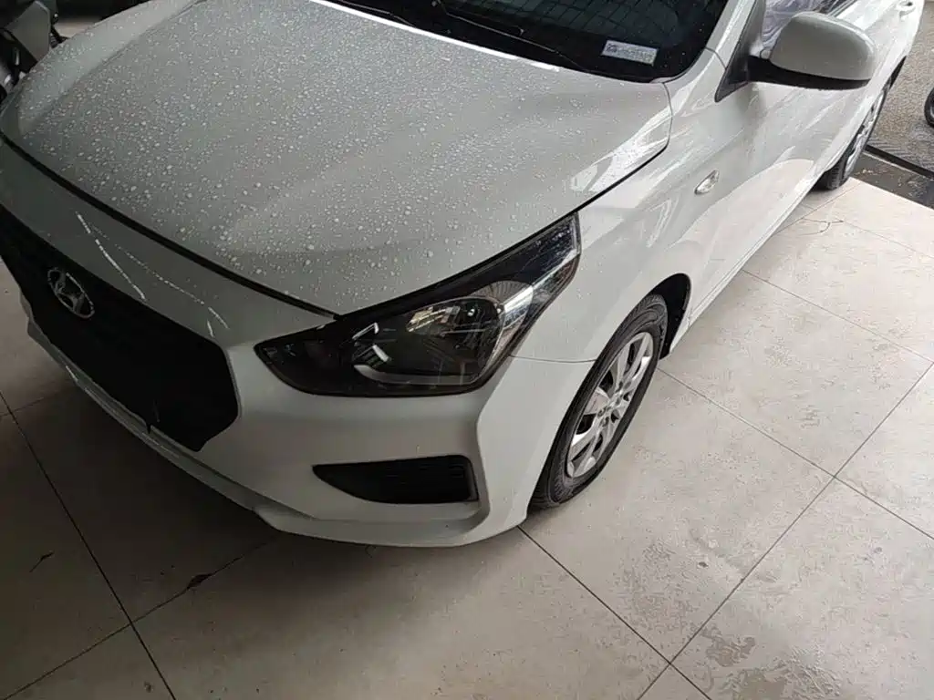 Hyundai Verna 2020 — фото 24