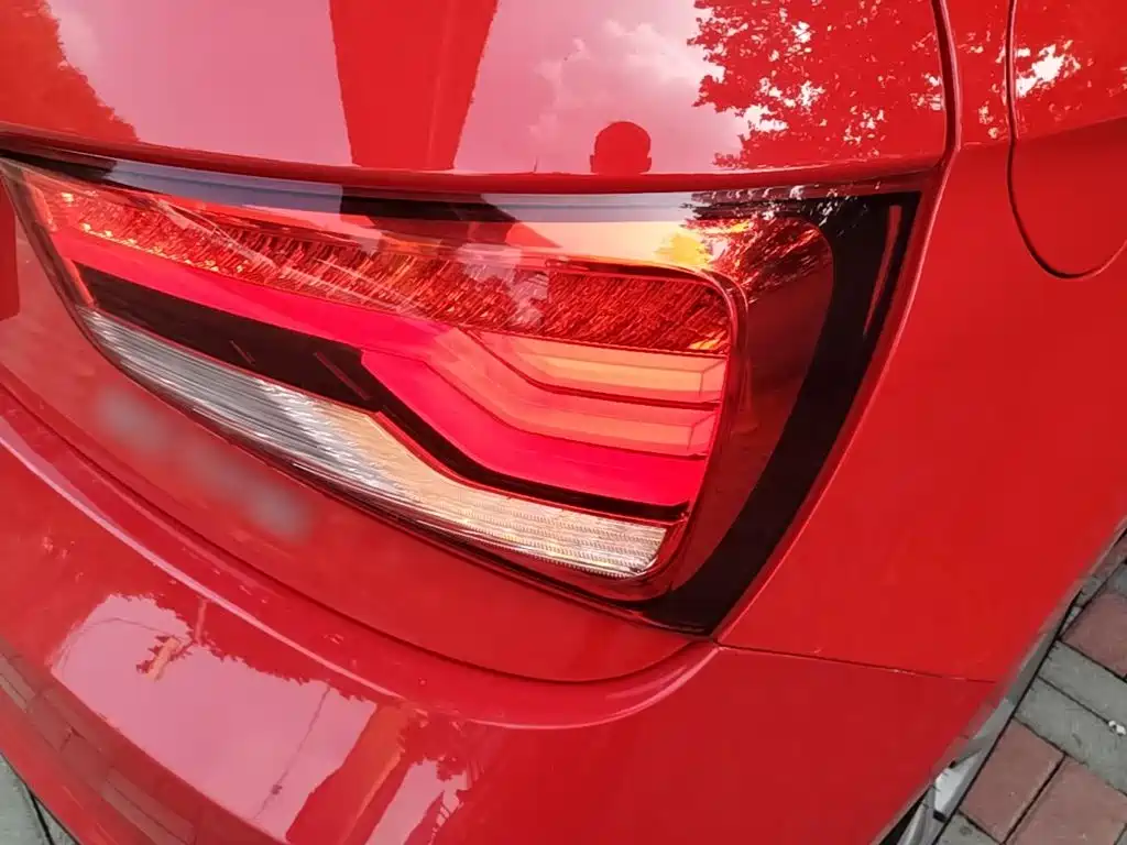 Audi A1 2017 — фото 8