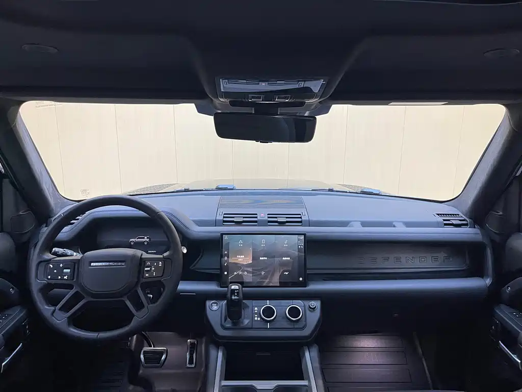 Land Rover Defender 2025 — фото 4