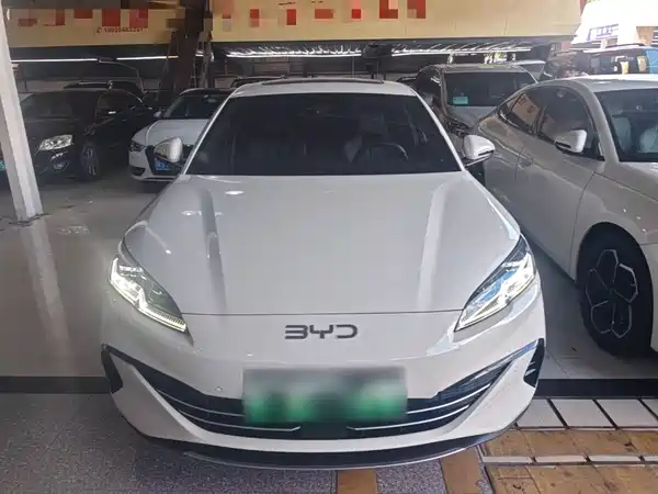 BYD Seal 06 2025