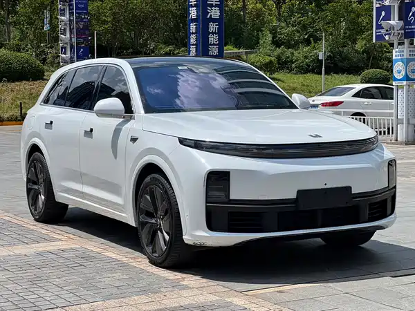 Li Auto L7 2024