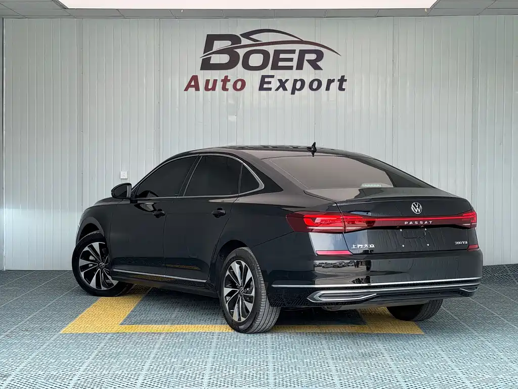 Volkswagen Passat 2024