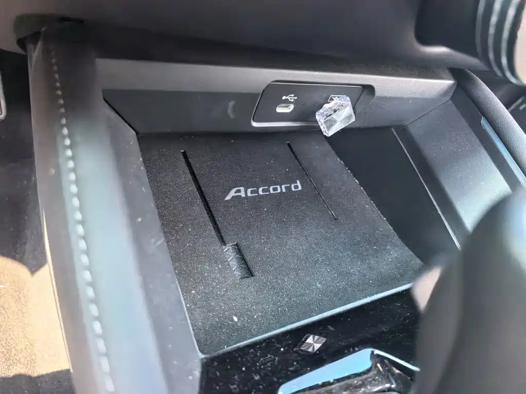 Honda Accord 2024 — фото 12
