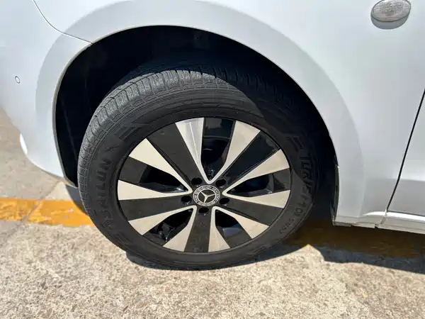 Mercedes-Benz Vito 2021