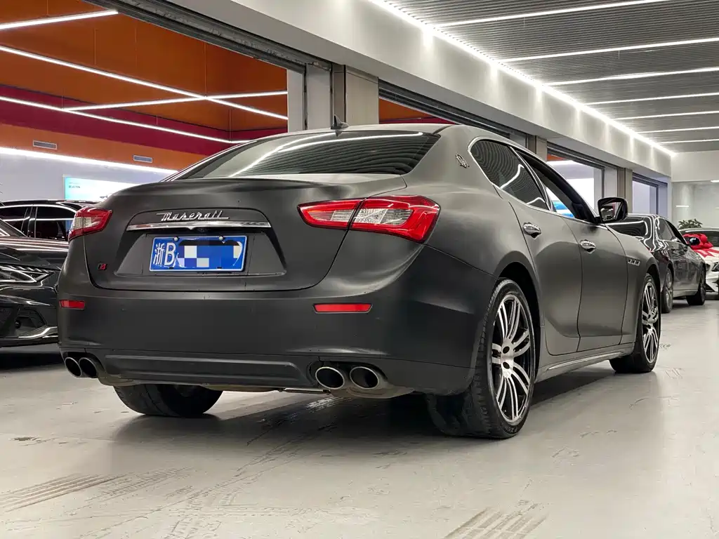 Maserati Ghibli 2015 — фото 11