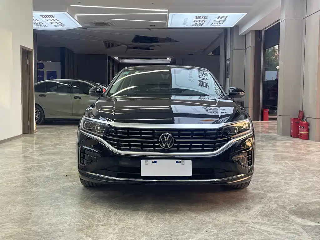 Volkswagen Passat 2025