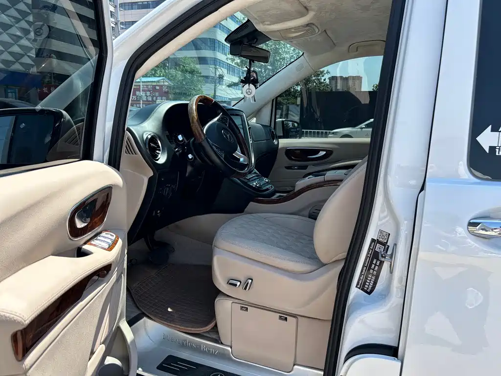 Mercedes-Benz Vito 2021 — фото 11
