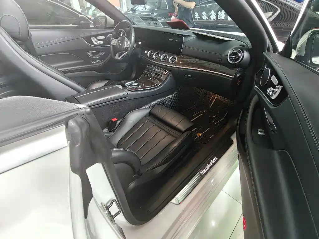 Mercedes-Benz E-Class 2020 — фото 10