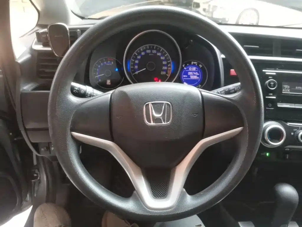 Honda Fit 2014 — фото 11