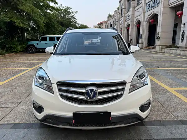 Changan CS35 2015