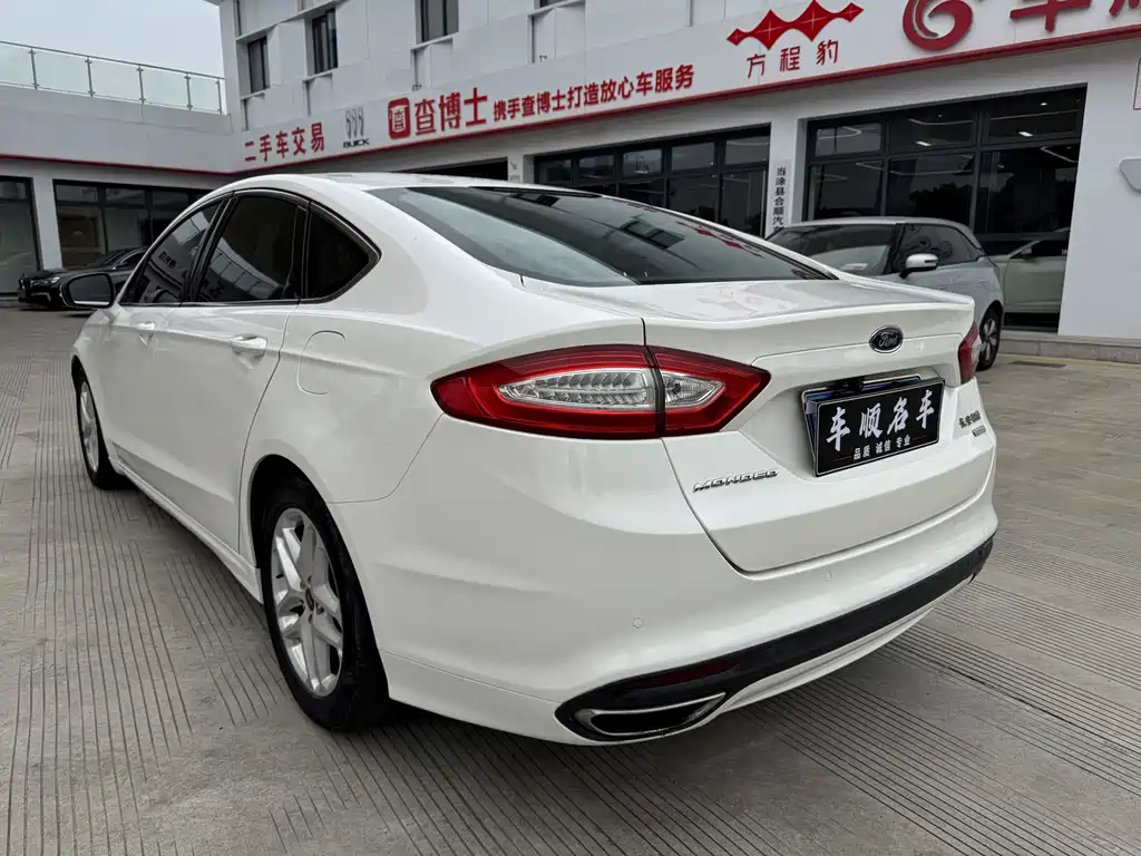Ford Mondeo 2016 — фото 16