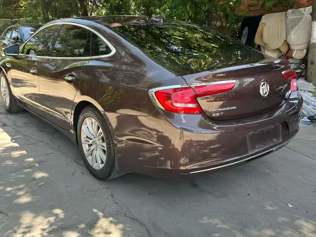 Buick LaCrosse 2017 — фото 9