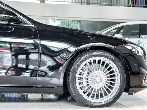 Mercedes-Benz Maybach S-Class 2025