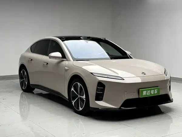 NIO ET5 2025