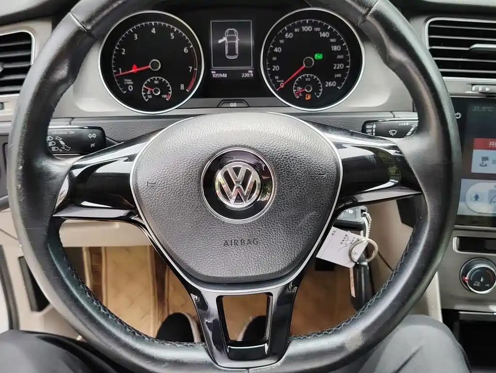 Volkswagen Golf 2015 — фото 13