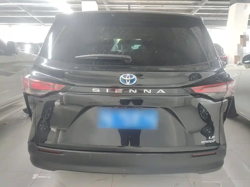 Toyota Sienna 2023