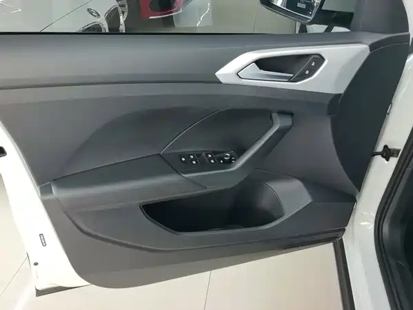 Volkswagen Tacqua 2021