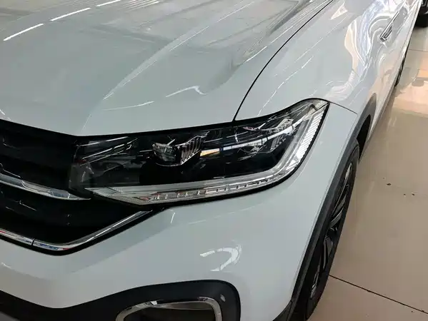 Volkswagen Tacqua 2021