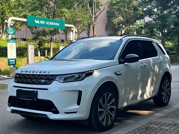 Land Rover Discovery Sport 2021