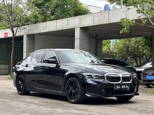 BMW i3 2023