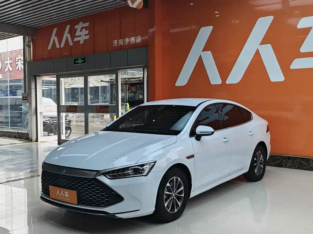 BYD Qin PLUS 2024 — фото 1