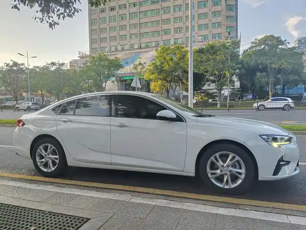 Buick Regal 2020