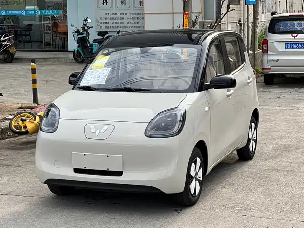 Wuling Hongguang MINIEV 2025