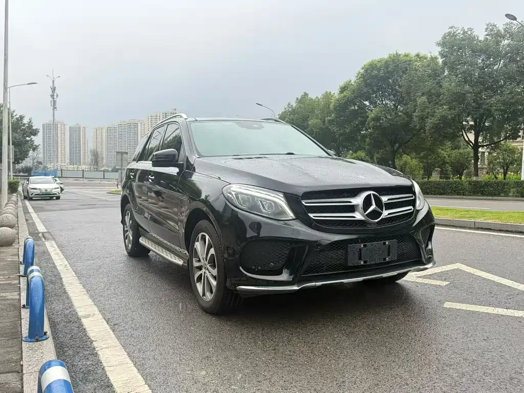 Mercedes-Benz GLE 2018