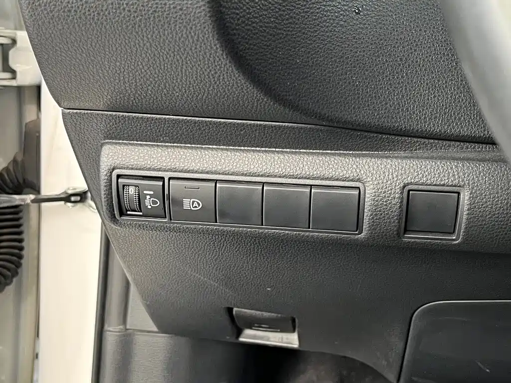 Toyota Corolla 2020 — фото 18