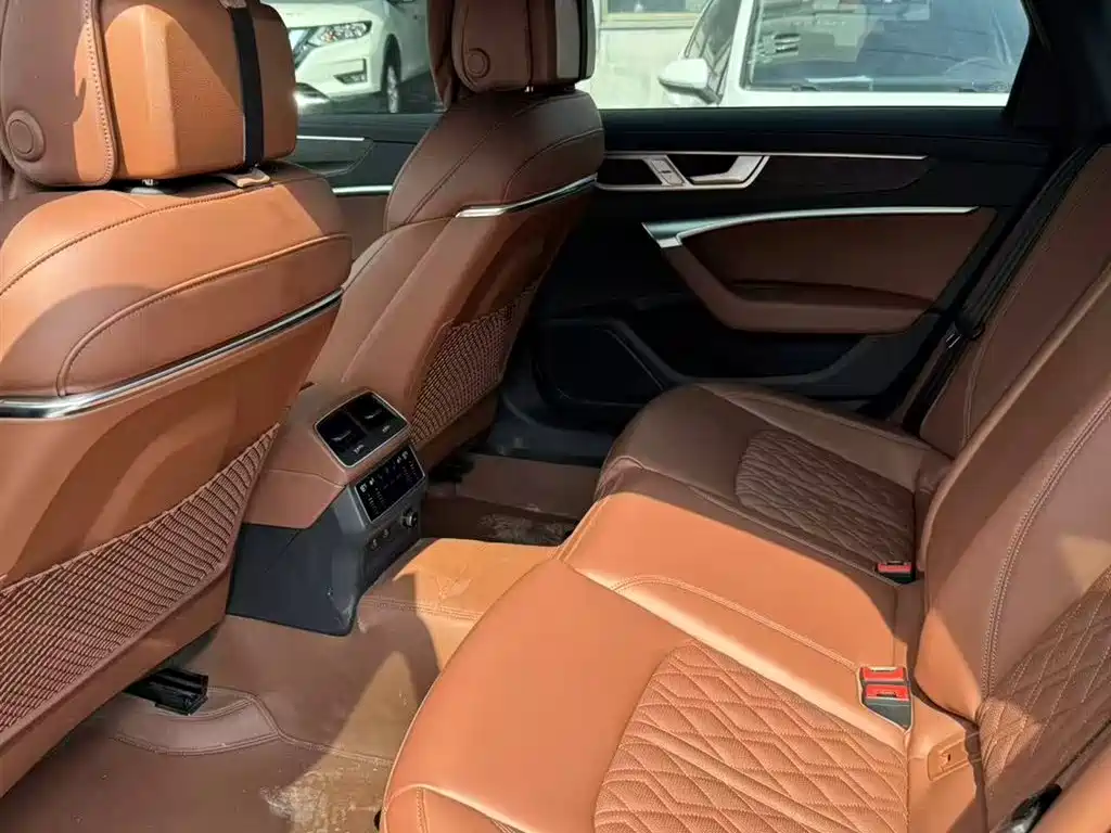 Audi A6L 2024