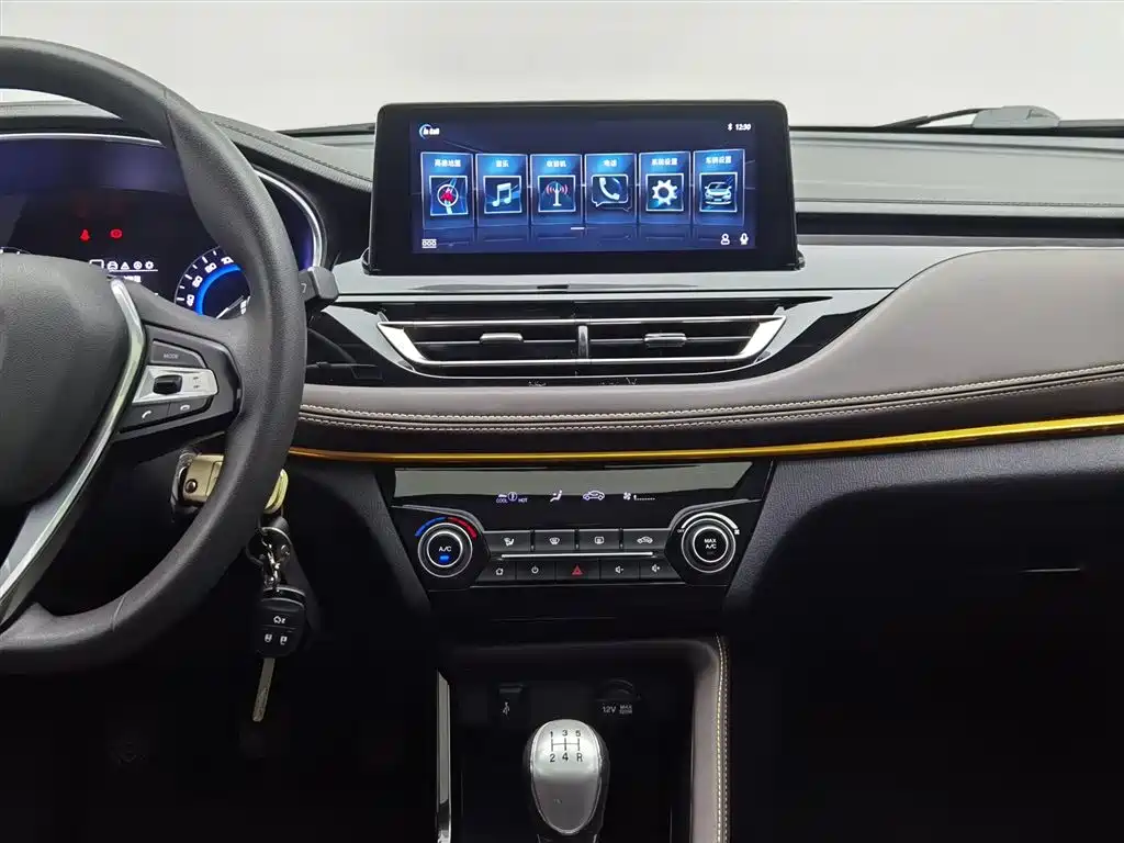 Changan Eado DT 2018 — фото 12