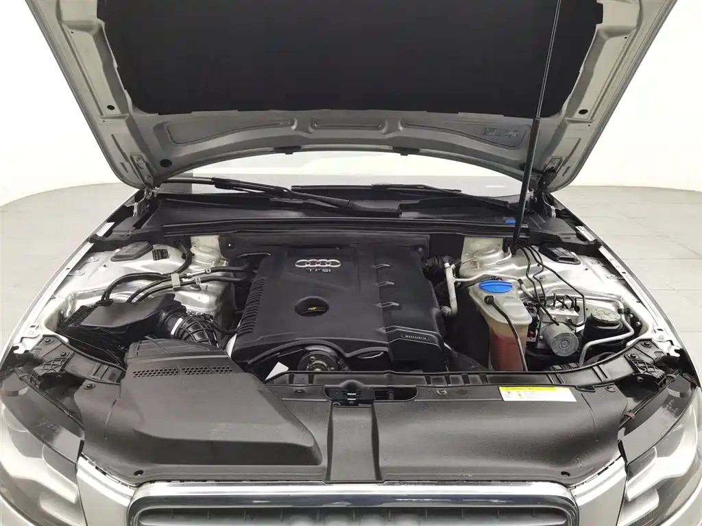 Audi A4L 2012