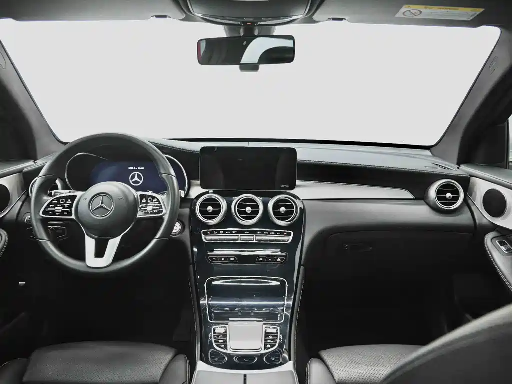 Mercedes-Benz GLC 2020 — фото 28