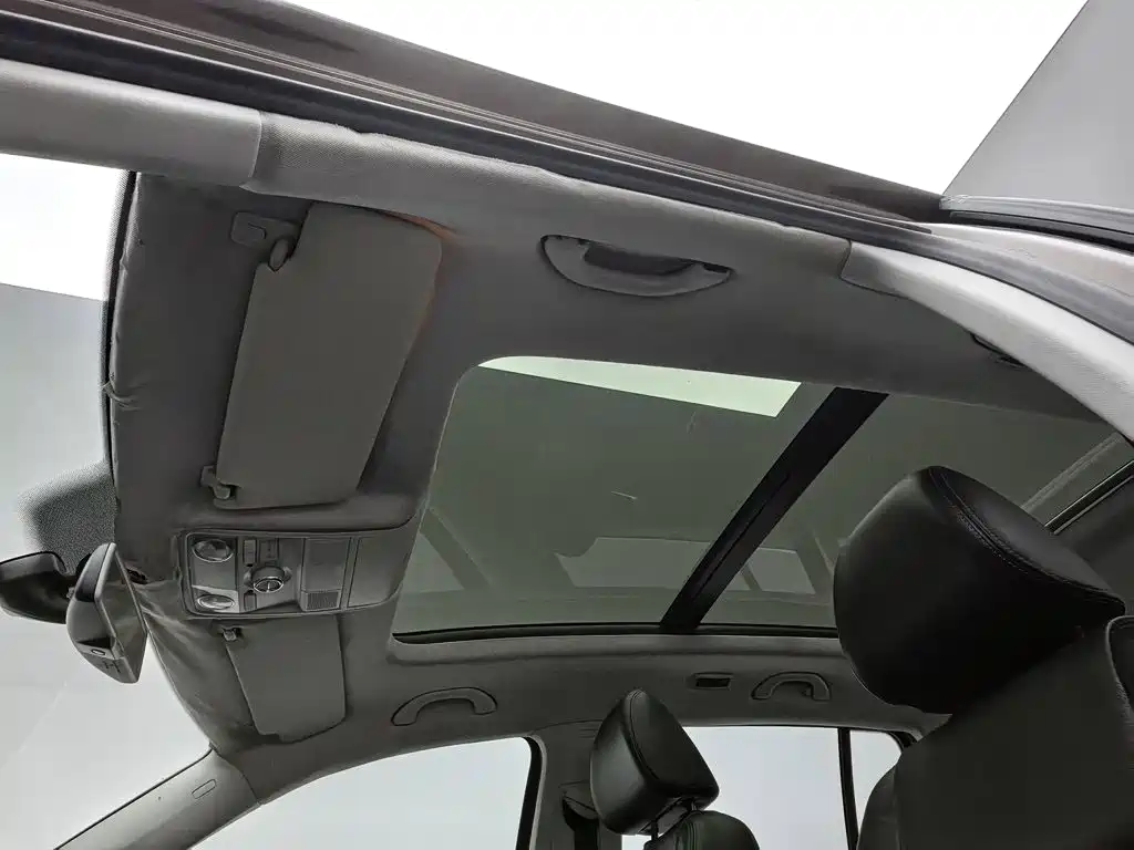 Volkswagen Tiguan 2016 — фото 14