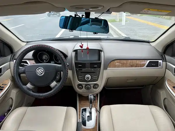 Buick Excelle 2015
