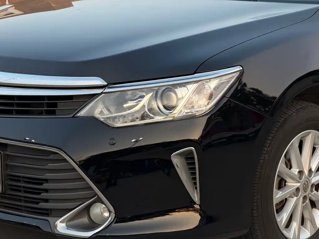Toyota Camry 2016 — фото 25