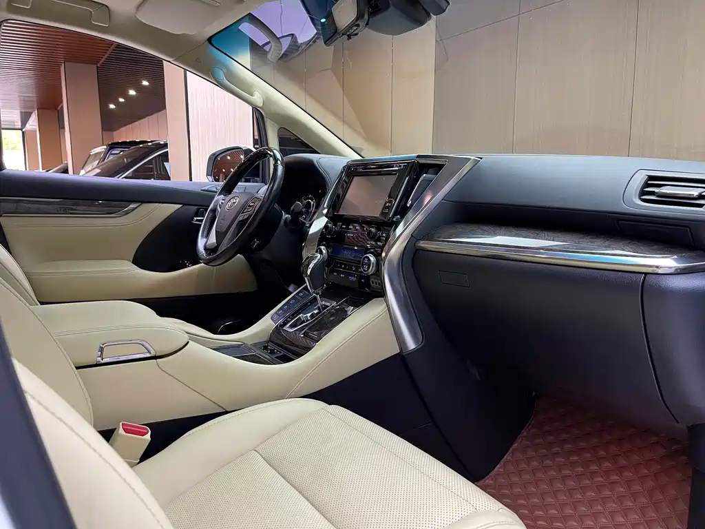 Toyota Vellfire 2020 — фото 6